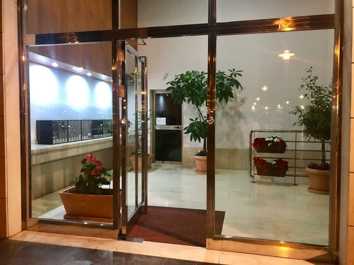 Apartamento Paseo Maritimo Antonio Banderas Malaga Luaran gambar